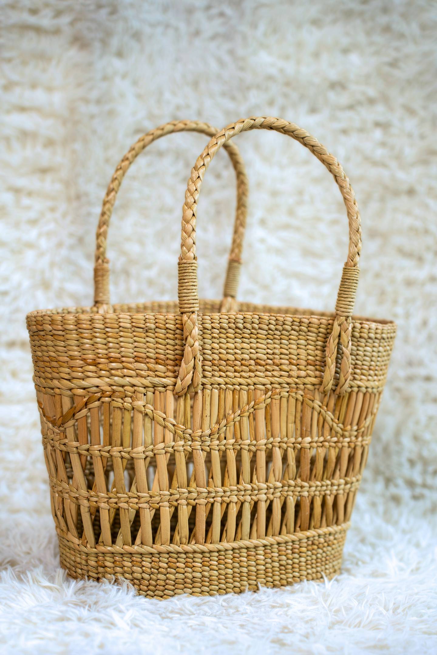 Open Weave Kauna Grass Tote