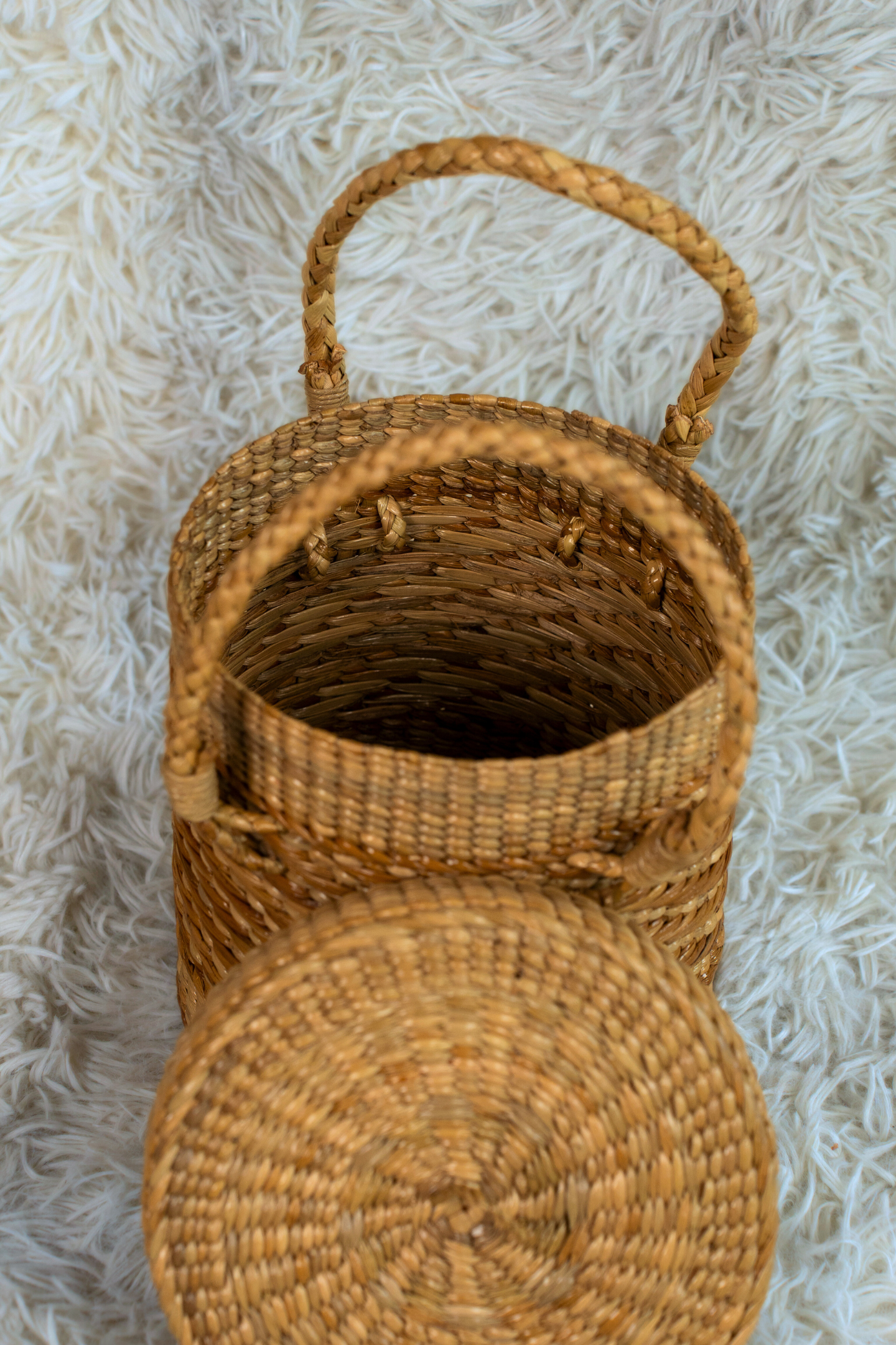 Kauna Storage Basket with Lid and Dual Handles