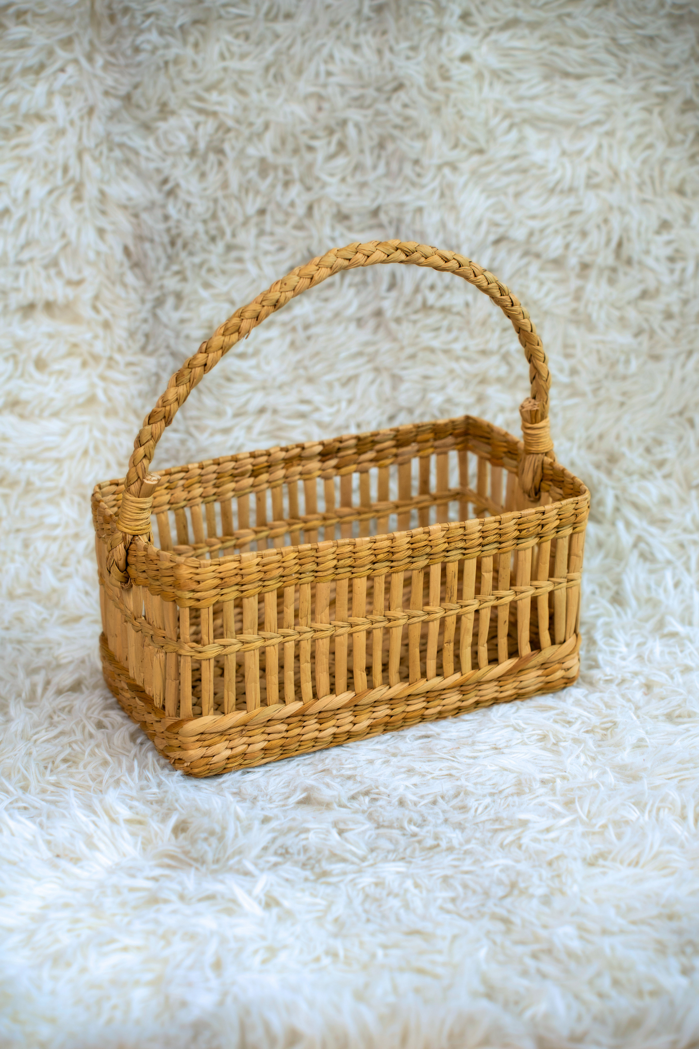 Rectangular Kauna Hamper Basket with Handle