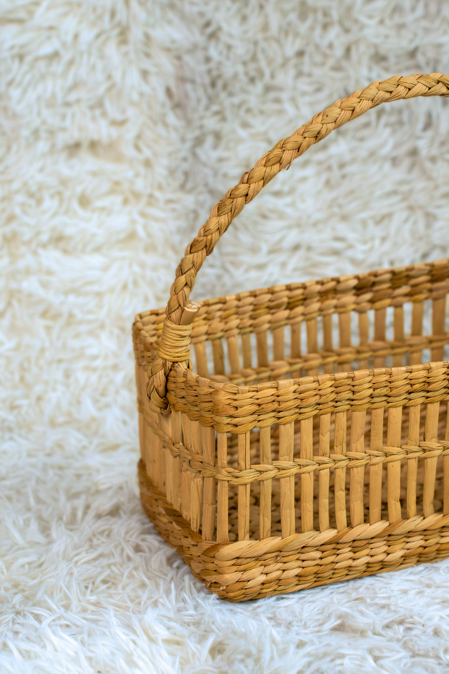 Rectangular Kauna Hamper Basket with Handle