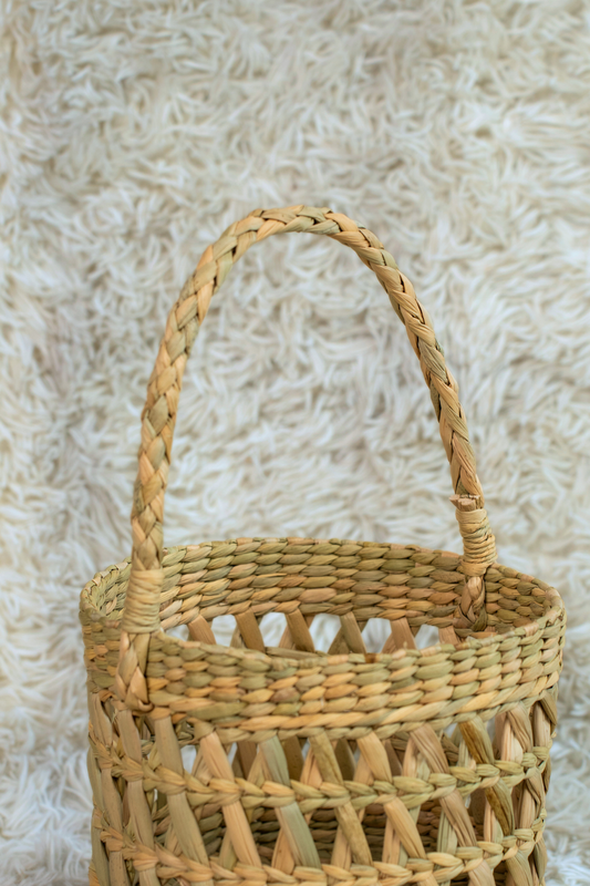 Round Kauna Hamper Basket with Diagonal Weave