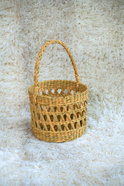 Round Kauna Hamper Basket with Diagonal Weave