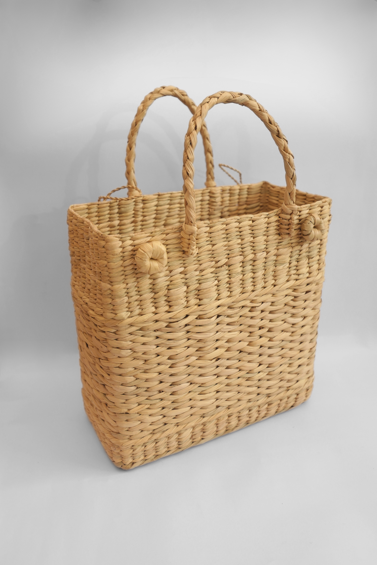 Classic Kauna Tote with Woven Buttons